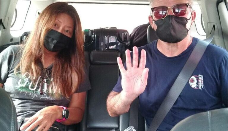 รถรับจ้าง-2-768x1024