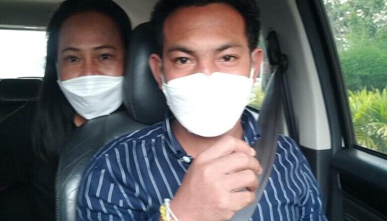 รถรับจ้าง-4-768x1024